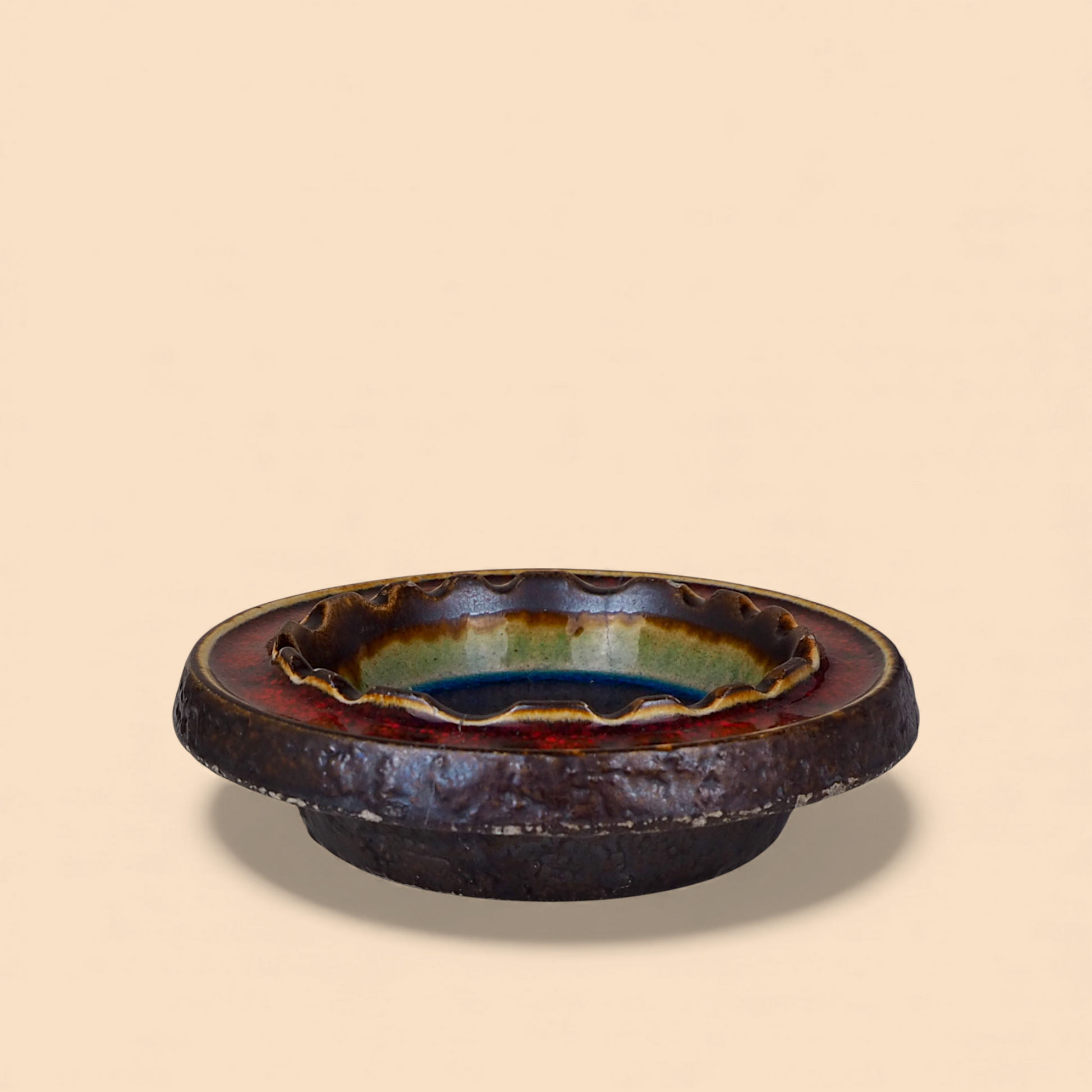 Popielnicka ceramiczna fat lava z Niemiec Zachodnich, widok z profilu