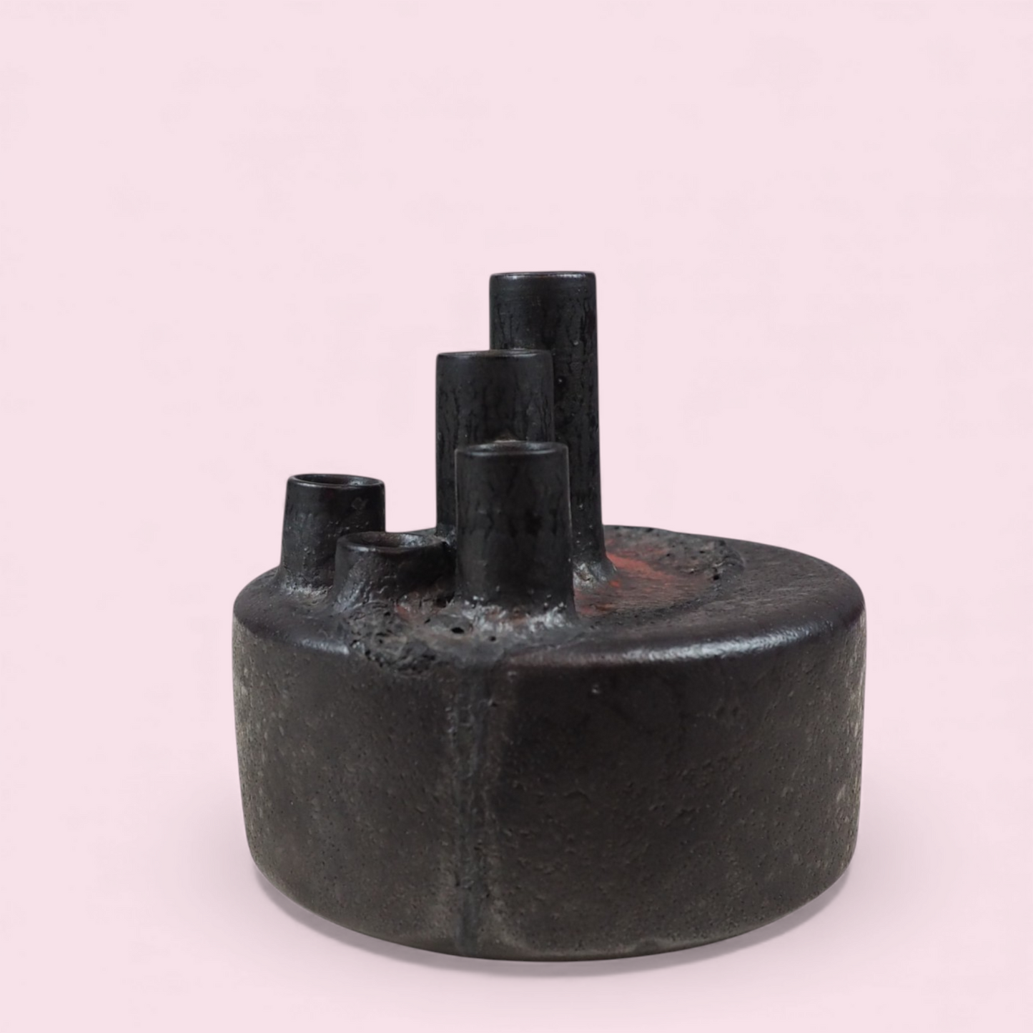 Świecznik fat lava, widok z przodu pod kątem na kominy, Niemcy lata 70