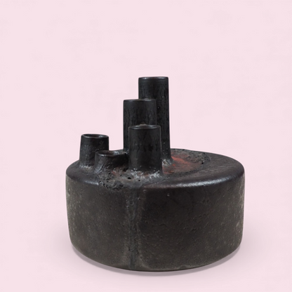 Świecznik fat lava, widok z przodu pod kątem na kominy, Niemcy lata 70