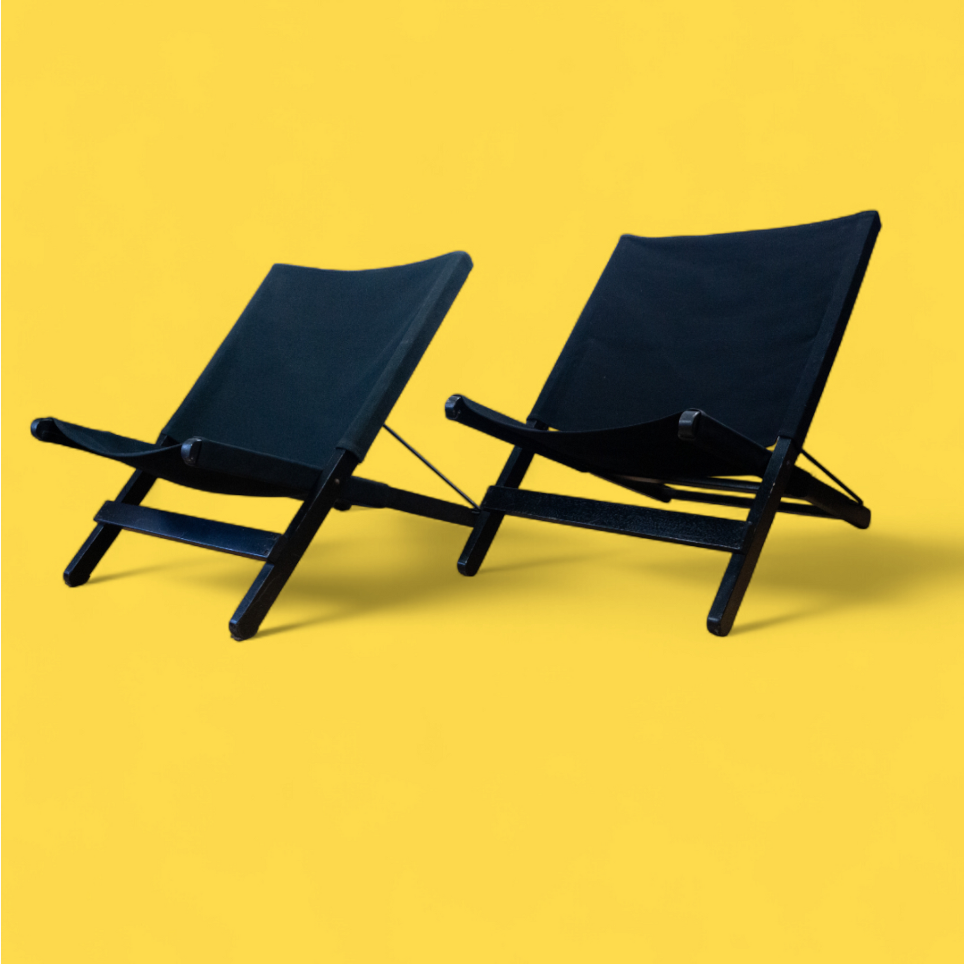 Fotele na patio Hestra IKEA, pozycja półleżąca, widok z boku, postmodern 1991