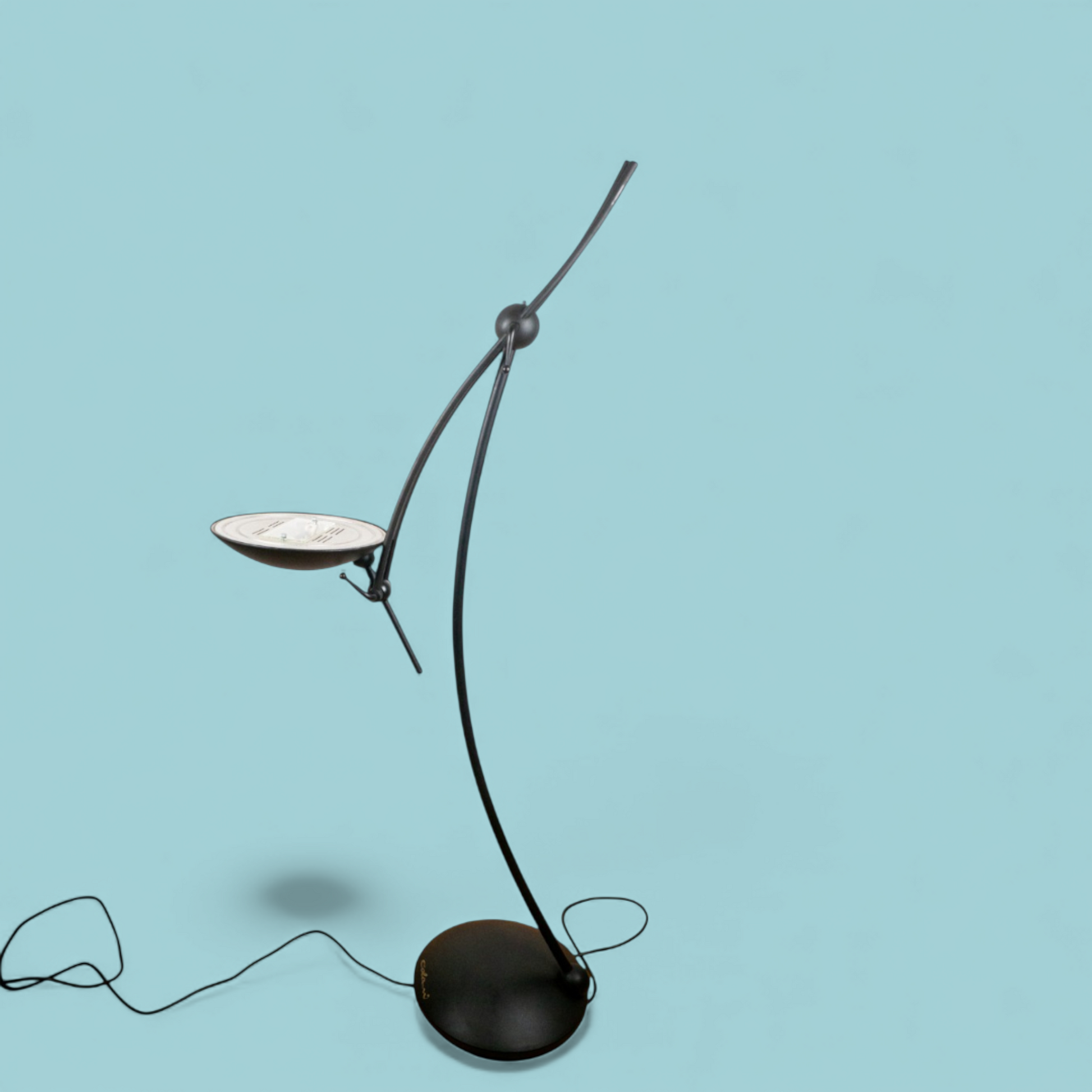 Lampa podłogowa Luigi Colani dla Wofi Leuchten, pełny widok z boku, space age lata 70