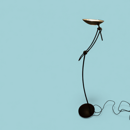 Lampa Colani Wofi Leuchten z włączonym kloszem, widok z boku, Niemcy Zachodnie