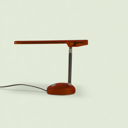 Microlight Artemide task lamp pozycja pozioma, widok z boku, Gismondi Italy