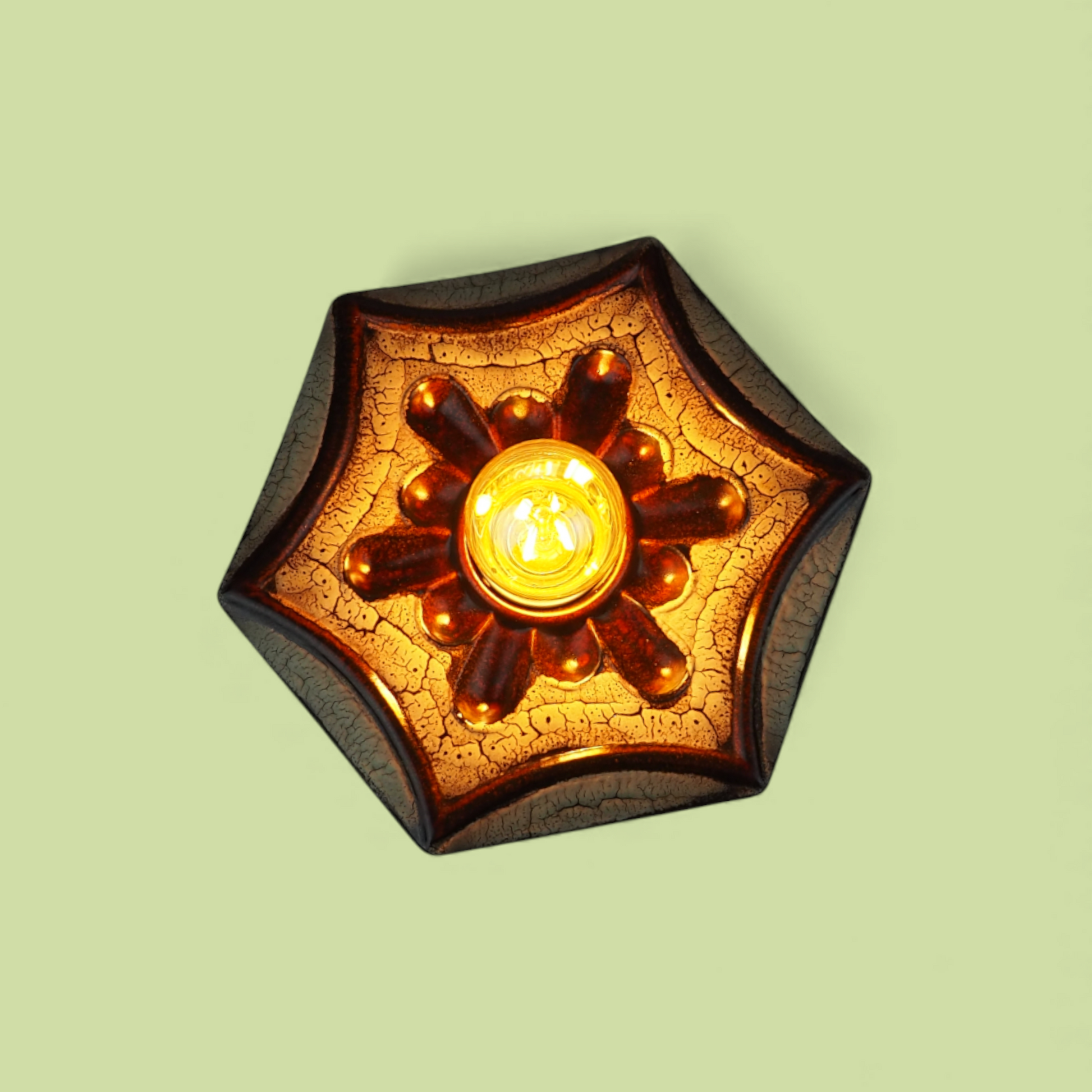 Podświetlona lampa ścienna Pan Leuchten z bursztynową ceramiką, widok z góry