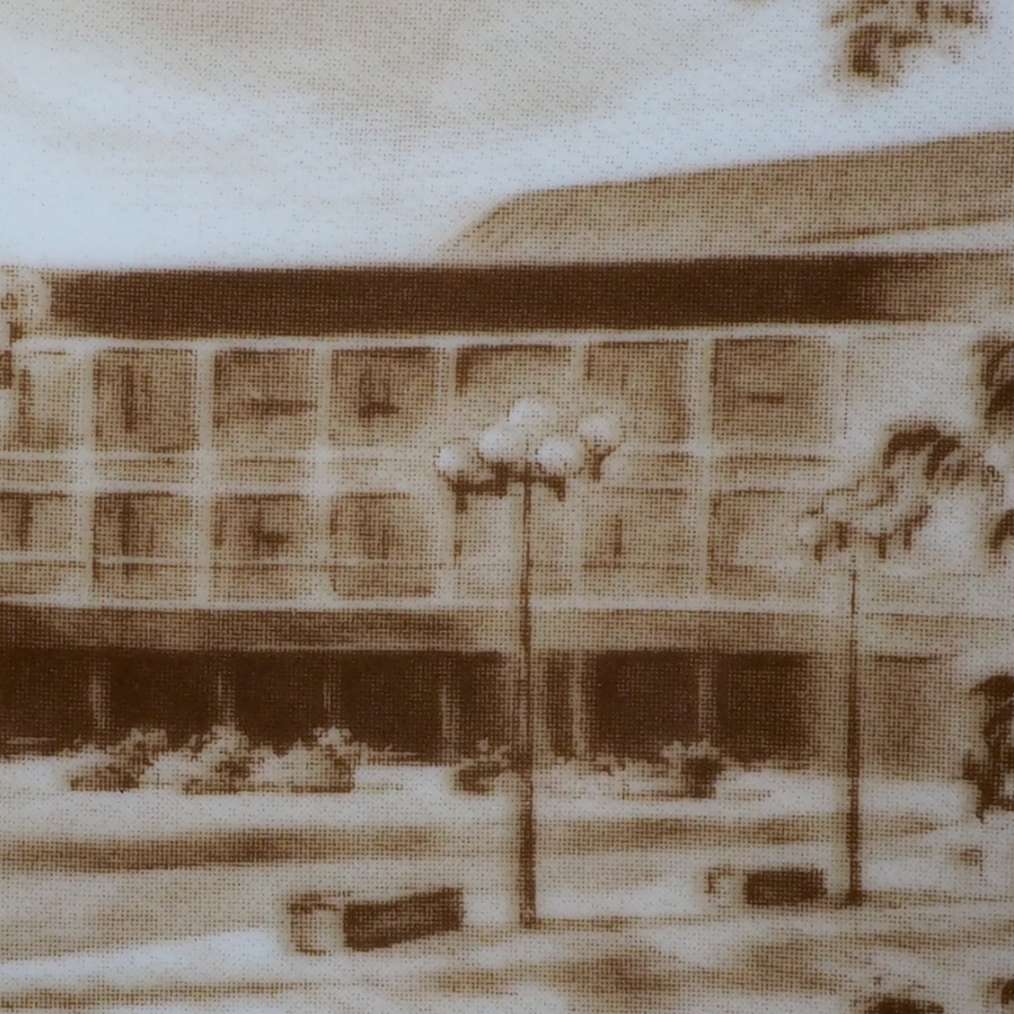 Talerz Kaiser zbliżenie na architekturę budynku Pfalzbau, grafika sepia