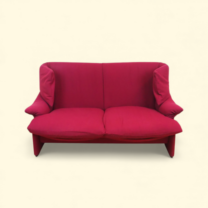 Sofa Portovenere Magistretti dla Cassina, malinowa tapicerka, widok z przodu