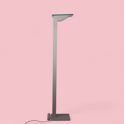 Lampa podłogowa ID-S Ettore Sottsass Zumtobel, pełny widok z boku, ikona designu lat 80