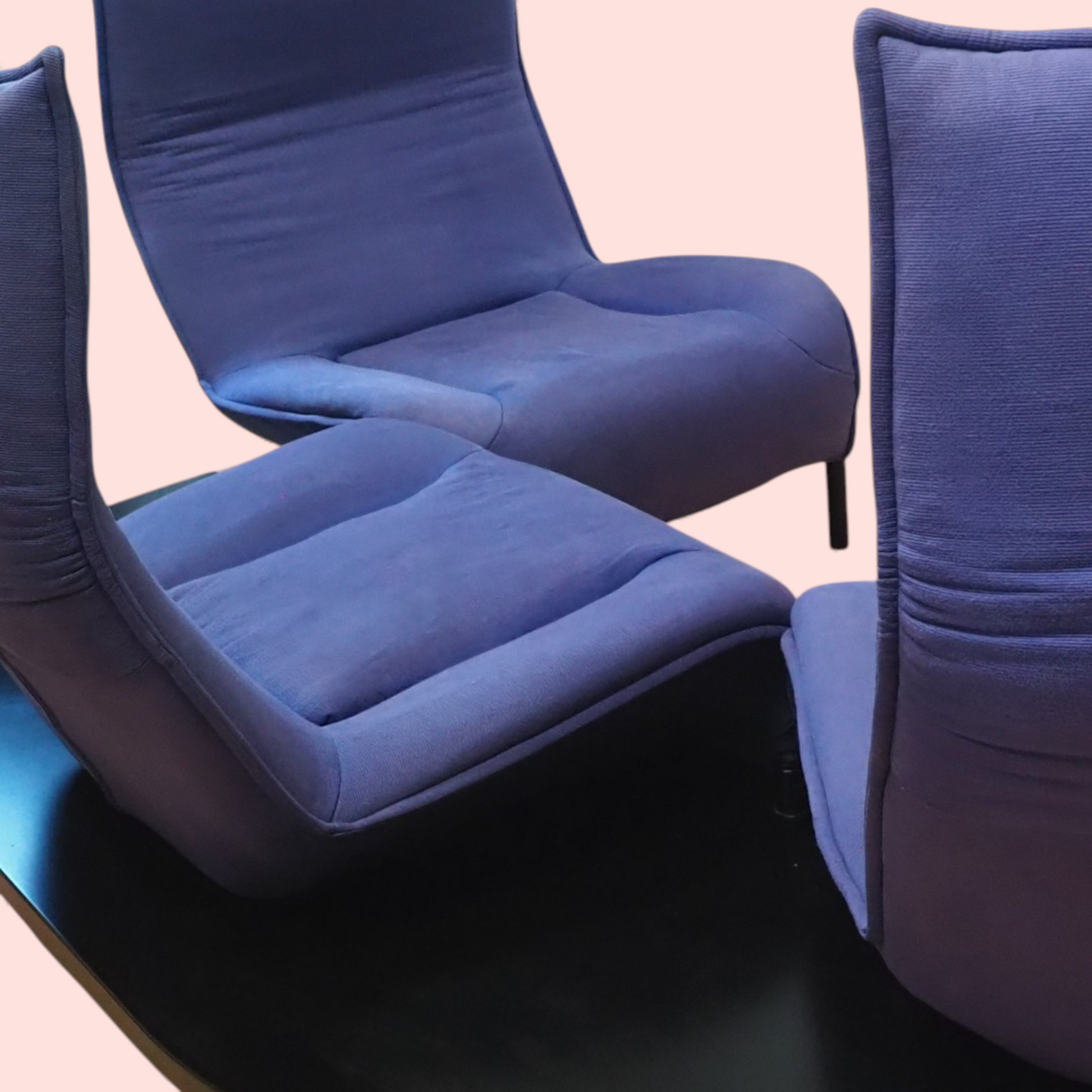 Sofa Veranda Cassina regulowane moduły z zagłówkami i stolikiem, widok pod kątem, lata 80